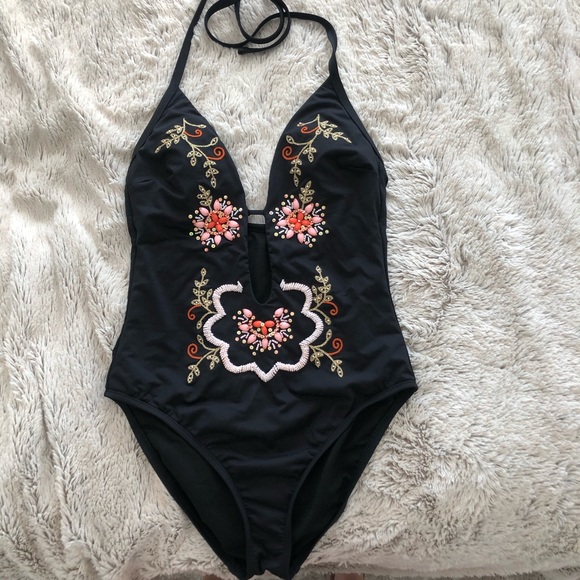 Kenneth Cole Embroidered One Piece Swimsuit - Picture 1 of 2